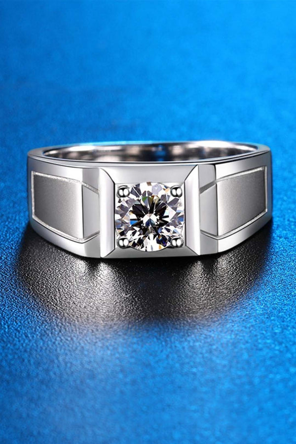 Platonic Accolade moissanite Ring