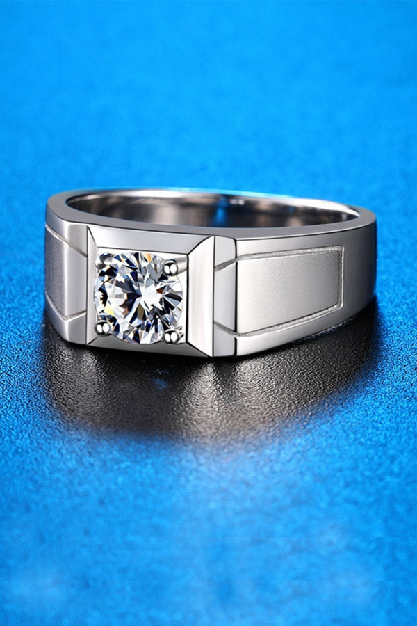 Platonic Accolade moissanite Ring