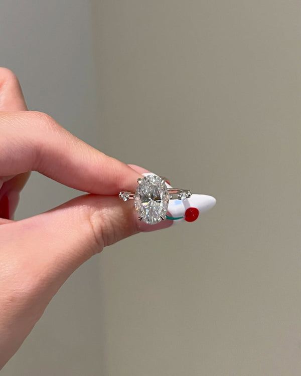 Platonic Brilliant Oval Cut Moissanite 4-Prong Hidden Halo 2.5mm Space Pavé Moissanite Engagement Ring