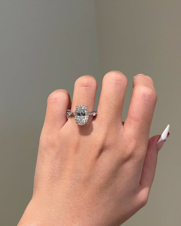 Platonic Brilliant Oval Cut Moissanite 4-Prong Hidden Halo 2.5mm Space Pavé Moissanite Engagement Ring