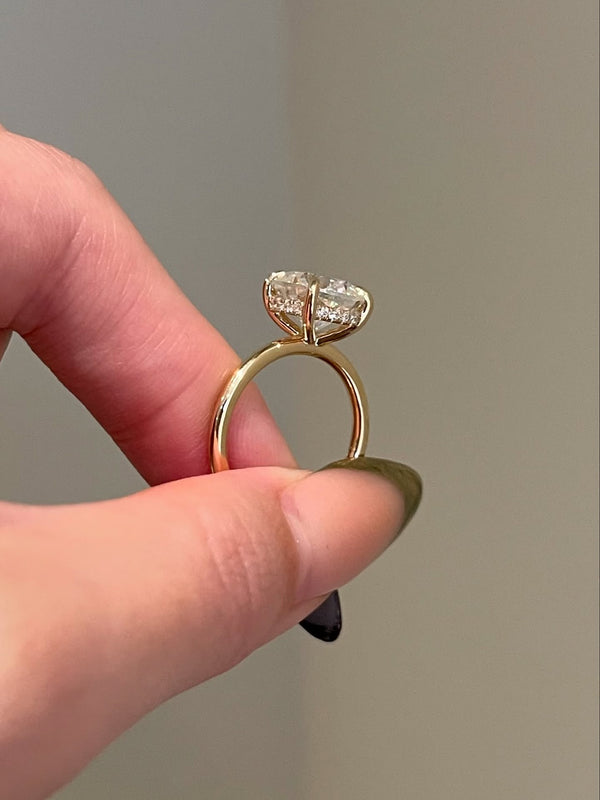 Platonic Brilliant Iridescent Moissanite Solitaire